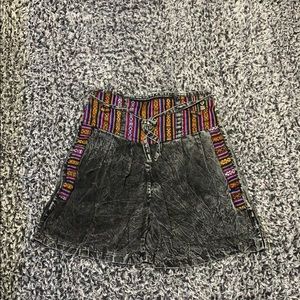 6/$25!! Jayli hippie inspired shorts